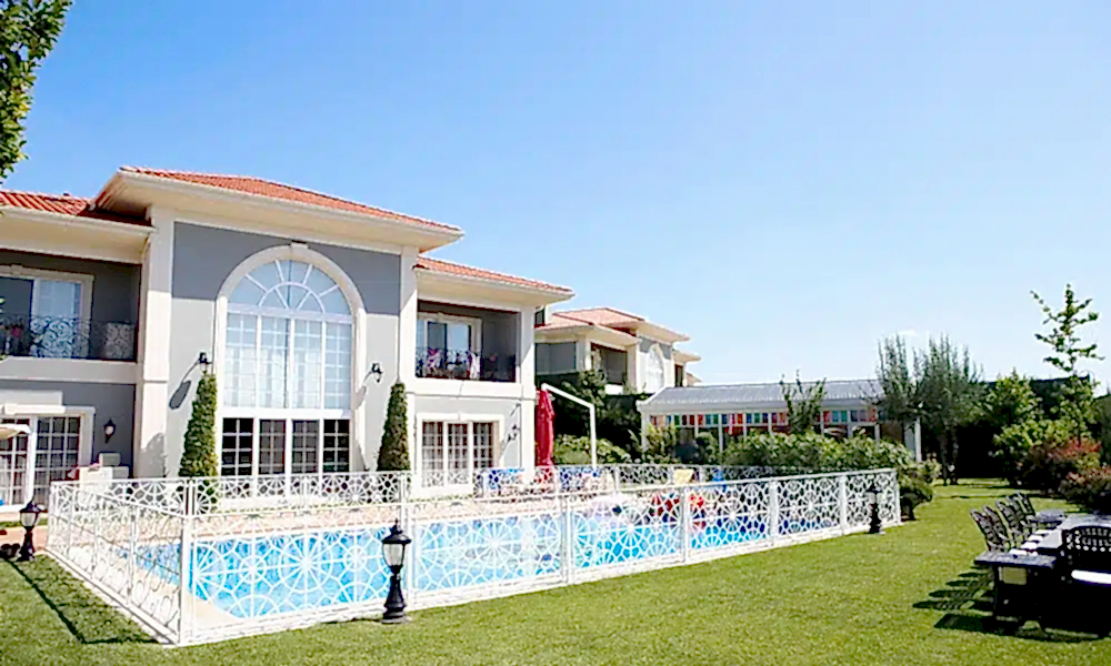 Villa Bahçe Dekorasyonu